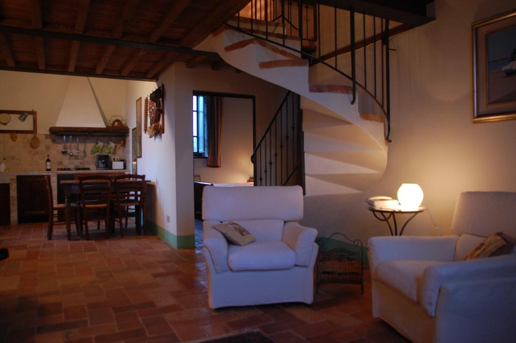 Agriturismo Podere Alberese Ашано Номер фото